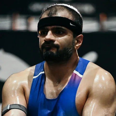 Anubhav, founder and online fitness coach at Fit Activate